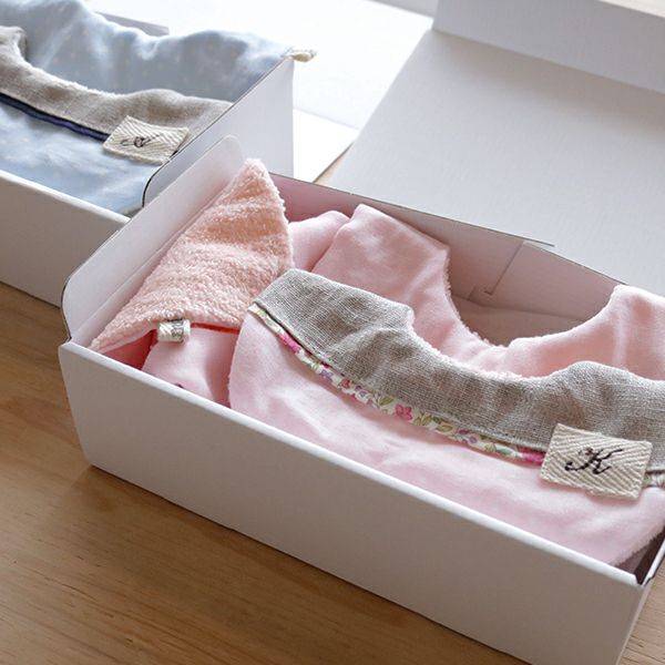 イニシャル入り ベビースタイギフト（ギフトBOX入り） | ママとベビー