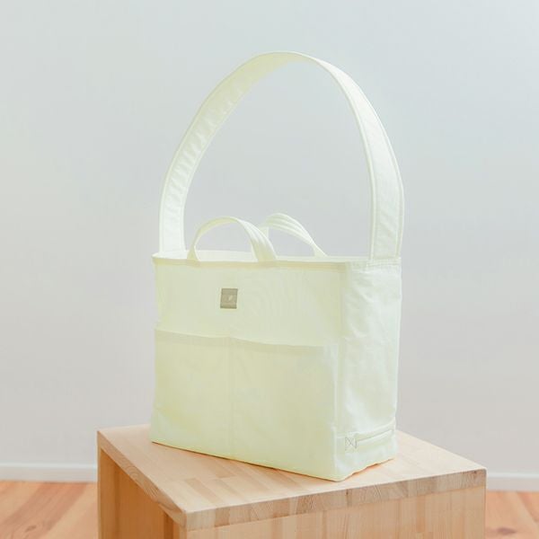 とっても軽くて大容量！肩掛けトート型のマザーズバッグ|【ファミリー