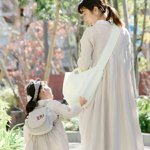 とっても軽くて大容量！肩掛けトート型のマザーズバッグ|【ファミリー