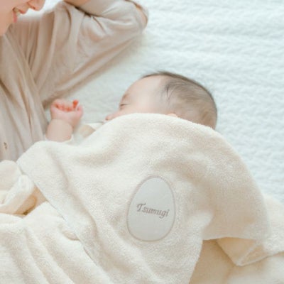 赤ちゃんをやさしく包みこむ名入れベビータオルケット｜出産祝いにぴったりな安心の贈りもの